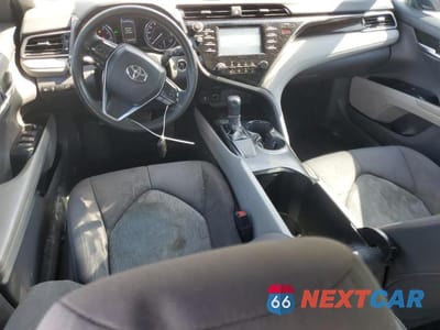 Zdjęcie 8 z 12 samochodu: 2019 TOYOTA CAMRY L VIN:4T1B11HK9KU691554 - miniatura