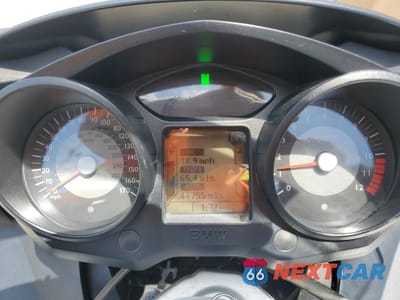 Zdjęcie 7 z 9 samochodu: 2008 BMW K1200 GT VIN:WB105970X8ZN48023 - miniatura