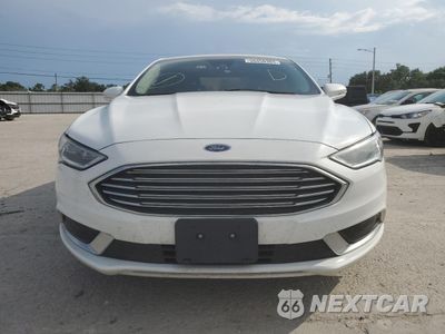 Piąte zdjęcie samochodu w środku: 2018 FORD FUSION SE HYBRID VIN:3FA6P0LU9JR171731 - miniatura