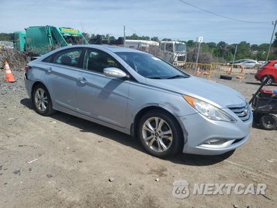Czwarte zdjęcie samochodu z boku: 2013 HYUNDAI SONATA SE VIN:5NPEC4ACXDH613622 - miniatura