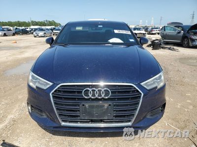 Piąte zdjęcie samochodu w środku: 2018 AUDI A3 PREMIUM VIN:WAUAUGFF7J1011020 - miniatura