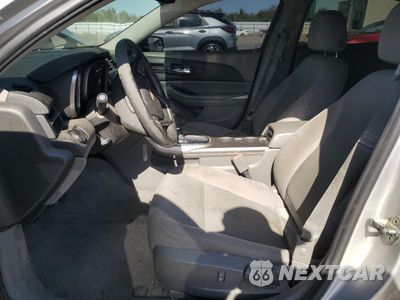 Zdjęcie 7 z 12 samochodu: 2013 CHEVROLET MALIBU LS VIN:1G11B5SA4DF124723 - miniatura