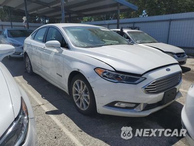 Czwarte zdjęcie samochodu z boku: 2017 FORD FUSION SE HYBRID VIN:3FA6P0LU2HR409686 - miniatura
