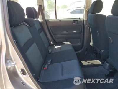 Zdjęcie 10 z 12 samochodu: 2006 TOYOTA SCION XB VIN:JTLKT324X64080480 - miniatura