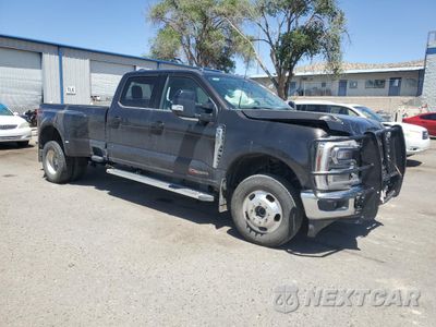 Czwarte zdjęcie samochodu z boku: 2024 FORD F350 SUPER DUTY VIN:1FT8W3DM0RED69960 - miniatura