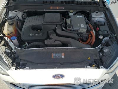 Zdjęcie 11 z 12 samochodu: 2018 FORD FUSION SE HYBRID VIN:3FA6P0LU7JR163496 - miniatura