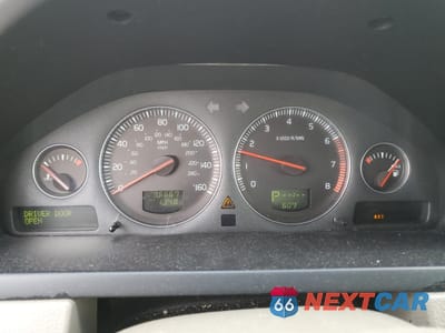 Zdjęcie 9 z 13 samochodu: 2006 VOLVO XC90 VIN:YV4CZ592761241977 - miniatura