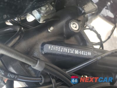 Zdjęcie 9 z 9 samochodu: 2014 HARLEY-DAVIDSON FLSTFB FATBOY LO VIN:1HD1JNV13EB046884 - miniatura