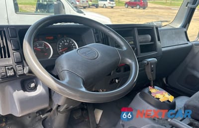 Zdjęcie 9 z 11 samochodu: 2011 ISUZU NQR VIN:JALE5W169B7900028 - miniatura