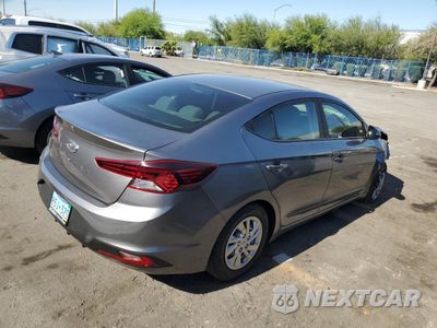 Trzecie zdjęcie samochodu z tyłu: 2019 HYUNDAI ELANTRA SE VIN:KMHD74LF7KU815033 - miniatura