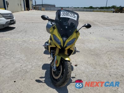 Drugie zdjęcie samochodu z przodu: 2020 BMW R 1250 RS VIN:WB10J8303LZG92066 - miniatura