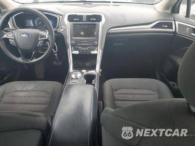 Zdjęcie 8 z 12 samochodu: 2019 FORD FUSION SE VIN:3FA6P0LU6KR124920 - miniatura