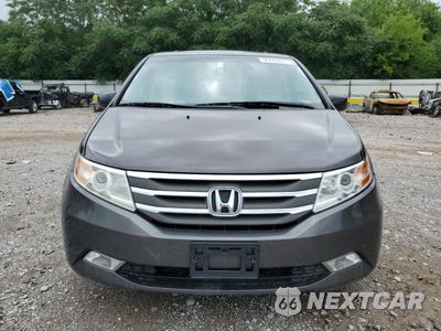 Piąte zdjęcie samochodu w środku: 2013 HONDA ODYSSEY TOURING VIN:5FNRL5H94DB078648 - miniatura