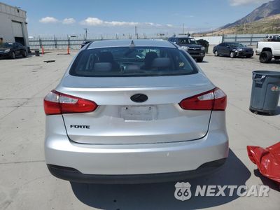 Zdjęcie 6 z 15 samochodu: 2014 KIA FORTE LX VIN:KNAFX4A62E5063303 - miniatura