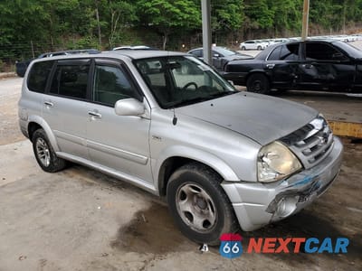 Czwarte zdjęcie samochodu z boku: 2004 SUZUKI XL7 EX VIN:JS3TY92V044104670 - miniatura