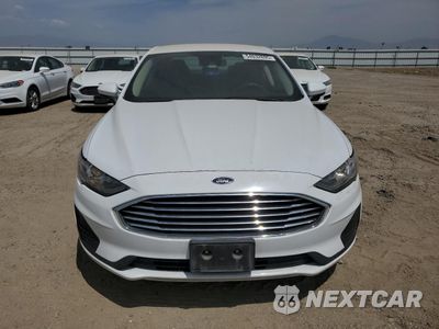Piąte zdjęcie samochodu w środku: 2019 FORD FUSION SE VIN:3FA6P0LU5KR285131 - miniatura