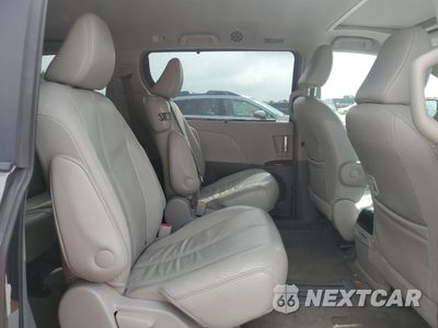 Zdjęcie 11 z 13 samochodu: 2012 TOYOTA SIENNA XLE VIN:5TDYK3DC2CS265426 - miniatura