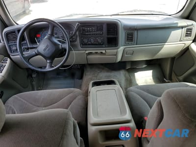 Zdjęcie 8 z 15 samochodu: 2000 GMC YUKON XL C2500 VIN:3GKGC26U8YG226472 - miniatura