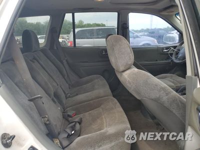 Zdjęcie 11 z 15 samochodu: 2002 HYUNDAI SANTA FE GLS VIN:KM8SC13D92U292632 - miniatura
