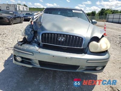 Piąte zdjęcie samochodu w środku: 2004 HYUNDAI SONATA GLS VIN:KMHWF35HX4A990563 - miniatura