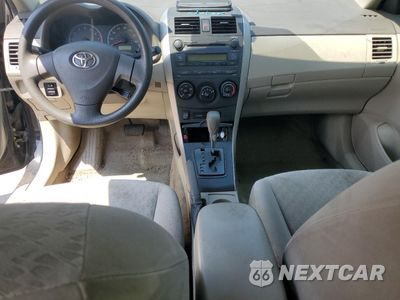 Zdjęcie 8 z 14 samochodu: 2009 TOYOTA COROLLA BASE VIN:JTDBL40E09J049080 - miniatura