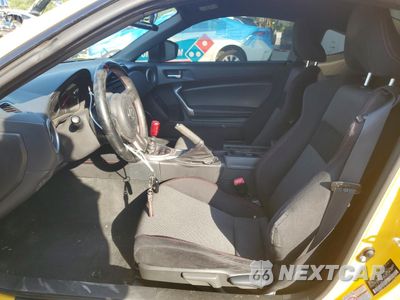 Zdjęcie 7 z 14 samochodu: 2015 TOYOTA SCION FR-S VIN:JF1ZNAA1XF9705288 - miniatura