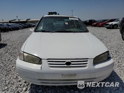 Piąte zdjęcie samochodu w środku: 1997 TOYOTA CAMRY LE VIN:JT2BG22K0V0083931 - miniatura