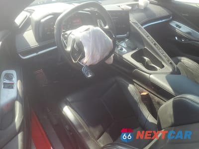 Zdjęcie 8 z 13 samochodu: 2023 CHEVROLET CORVETTE STINGRAY 1LT VIN:1G1YA2D46P5107701 - miniatura