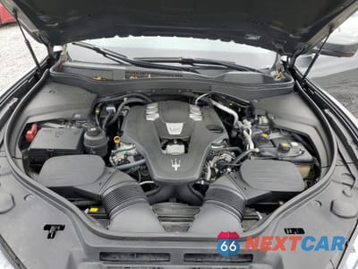 Zdjęcie 12 z 16 samochodu: 2017 MASERATI LEVANTE LUXURY VIN:ZN661XUL2HX207320 - miniatura