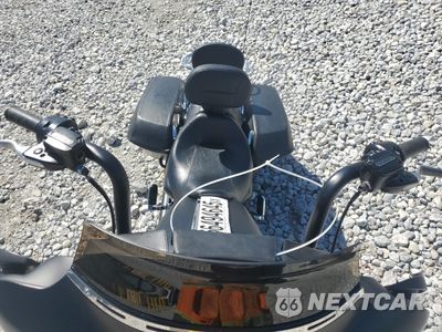 Piąte zdjęcie samochodu w środku: 2014 HARLEY-DAVIDSON FLHX STREET GLIDE VIN:1HD1KBM12EB650097 - miniatura