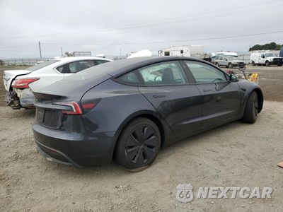 Trzecie zdjęcie samochodu z tyłu: 2024 TESLA MODEL 3 VIN:5YJ3E1EA2RF863029 - miniatura