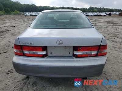 Zdjęcie 6 z 14 samochodu: 2001 LEXUS ES 300 VIN:JT8BF28G410325142 - miniatura