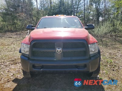 Piąte zdjęcie samochodu w środku: 2016 RAM 5500 VIN:3C7WRNBJ9GG158879 - miniatura