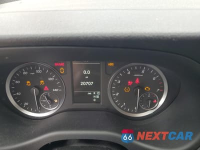 Zdjęcie 9 z 14 samochodu: 2023 MERCEDES-BENZ METRIS VIN:W1WV0FEY4P4365389 - miniatura