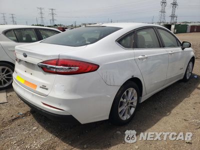 Trzecie zdjęcie samochodu z tyłu: 2019 FORD FUSION SE VIN:3FA6P0LU2KR263961 - miniatura
