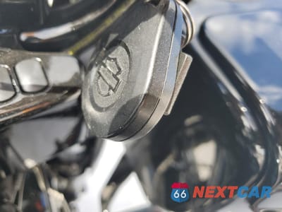 Zdjęcie 8 z 9 samochodu: 2020 HARLEY-DAVIDSON FLTRXS VIN:1HD1KTP14LB676456 - miniatura