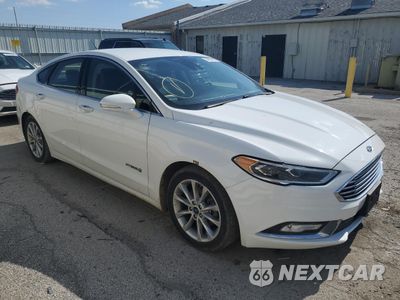 Czwarte zdjęcie samochodu z boku: 2017 FORD FUSION SE HYBRID VIN:3FA6P0LU9HR359627 - miniatura