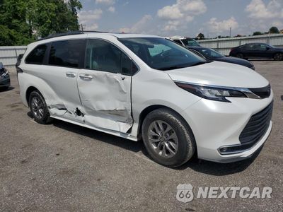 Czwarte zdjęcie samochodu z boku: 2022 TOYOTA SIENNA XLE VIN:5TDYSKFC0NS060164 - miniatura