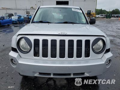 Piąte zdjęcie samochodu w środku: 2009 JEEP PATRIOT SPORT VIN:1J4FT28BX9D159272 - miniatura
