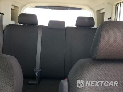 Zdjęcie 10 z 15 samochodu: 2008 TOYOTA SCION XB VIN:JTLKE50EX81047422 - miniatura