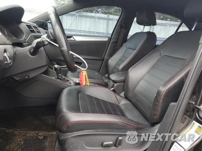 Zdjęcie 7 z 14 samochodu: 2013 VOLKSWAGEN JETTA GLI VIN:3VW4A7AJ5DM218501 - miniatura