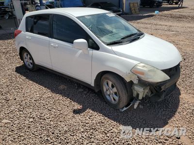 Czwarte zdjęcie samochodu z boku: 2008 NISSAN VERSA S VIN:3N1BC13E08L380052 - miniatura