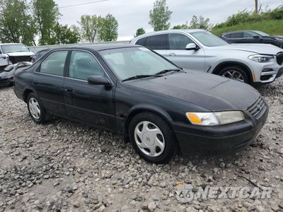 Czwarte zdjęcie samochodu z boku: 1998 TOYOTA CAMRY CE VIN:JT2BF22K2W0145785 - miniatura