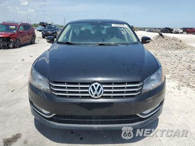 Piąte zdjęcie samochodu w środku: 2013 VOLKSWAGEN PASSAT SEL VIN:1VWCM7A38DC024700 - miniatura