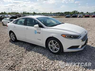 Czwarte zdjęcie samochodu z boku: 2018 FORD FUSION SE HYBRID VIN:3FA6P0LU6JR171847 - miniatura