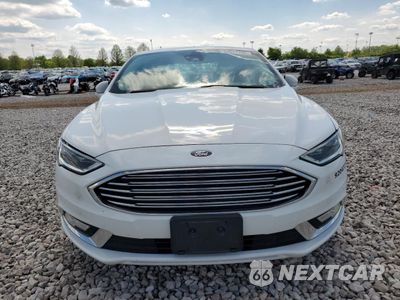 Piąte zdjęcie samochodu w środku: 2017 FORD FUSION SE HYBRID VIN:3FA6P0LU8HR409451 - miniatura