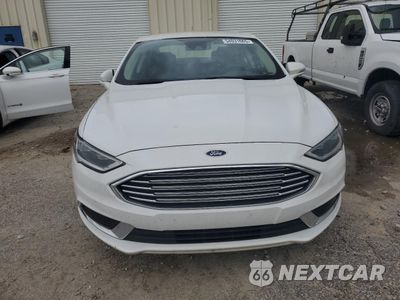 Piąte zdjęcie samochodu w środku: 2018 FORD FUSION SE HYBRID VIN:3FA6P0LU2JR281908 - miniatura