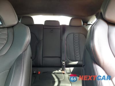 Zdjęcie 10 z 13 samochodu: 2021 BMW X6 M VIN:5YMCY0C0XN9K41642 - miniatura