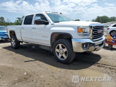 Czwarte zdjęcie samochodu z boku: 2016 GMC SIERRA K2500 SLT VIN:1GT12TE8XGF239190 - miniatura