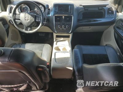 Zdjęcie 8 z 15 samochodu: 2017 DODGE GRAND CARAVAN SXT VIN:2C4RDGCG7HR749876 - miniatura